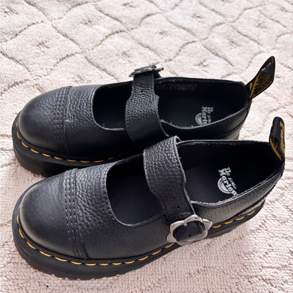 Dr.Martens Addina Flower mary jane